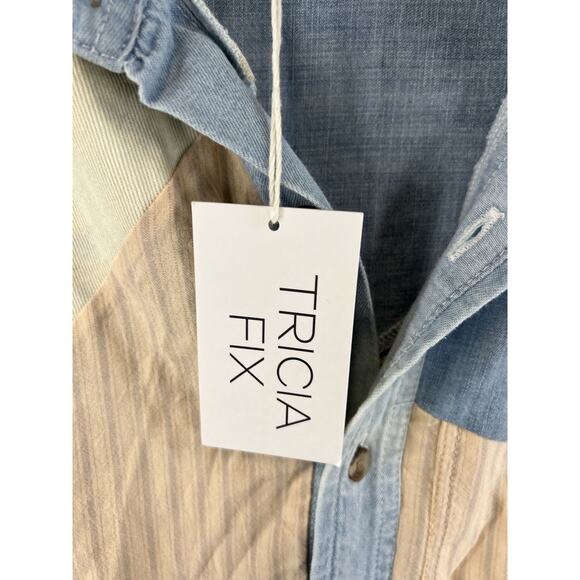 TRICIA FIX Heart Applique Button-Down Shirt - Neutral Combo Size X-Small - Picture 6 of 9